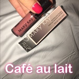 Lip gloss